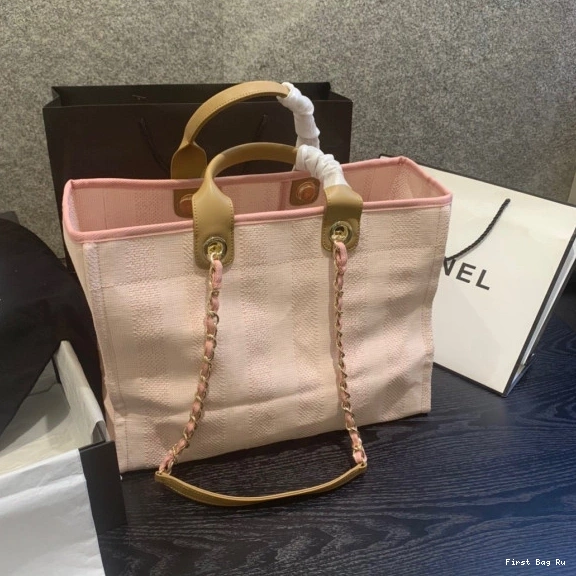 First Bag Ru BAG LARGE SHOPPING CHANEL 0714